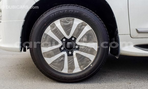 Acheter Import Voiture Toyota Land Cruiser Noir à Import - Dubai, Conakry Acheter Import Voiture Toyota Land Cruiser Noir à Import - Dubai, Conakry