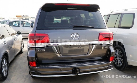Buy Import Toyota Land Cruiser Black Car in Import - Dubai in Conakry Buy Import Toyota Land Cruiser Black Car in Import - Dubai in Conakry