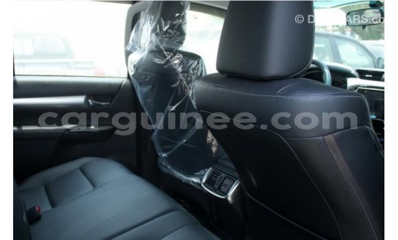 Buy Import Toyota Hilux Other Car in Import - Dubai in Conakry Buy Import Toyota Hilux Other Car in Import - Dubai in Conakry