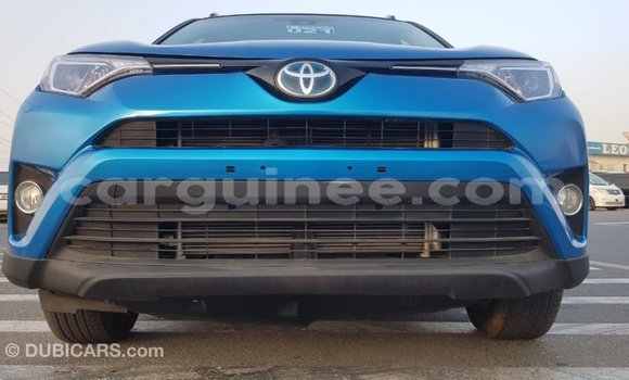 Acheter Import Voiture Toyota 4Runner Bleu à Import - Dubai, Conakry Acheter Import Voiture Toyota 4Runner Bleu à Import - Dubai, Conakry