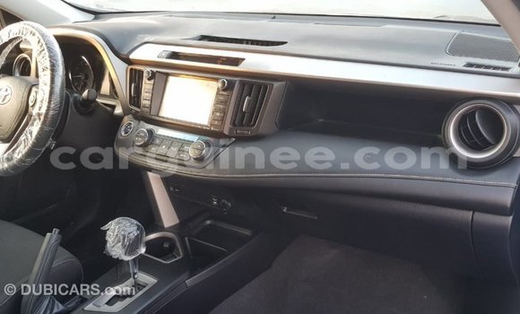 Acheter Import Voiture Toyota 4Runner Bleu à Import - Dubai, Conakry Acheter Import Voiture Toyota 4Runner Bleu à Import - Dubai, Conakry