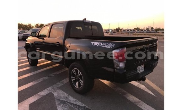 Acheter Import Voiture Toyota Tacoma Noir à Import - Dubai, Conakry Acheter Import Voiture Toyota Tacoma Noir à Import - Dubai, Conakry