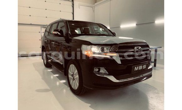 Buy Import Toyota Land Cruiser Black Car in Import - Dubai in Conakry Buy Import Toyota Land Cruiser Black Car in Import - Dubai in Conakry