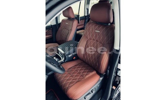 Buy Import Toyota Land Cruiser Black Car in Import - Dubai in Conakry Buy Import Toyota Land Cruiser Black Car in Import - Dubai in Conakry