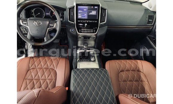 Buy Import Toyota Land Cruiser Black Car in Import - Dubai in Conakry Buy Import Toyota Land Cruiser Black Car in Import - Dubai in Conakry