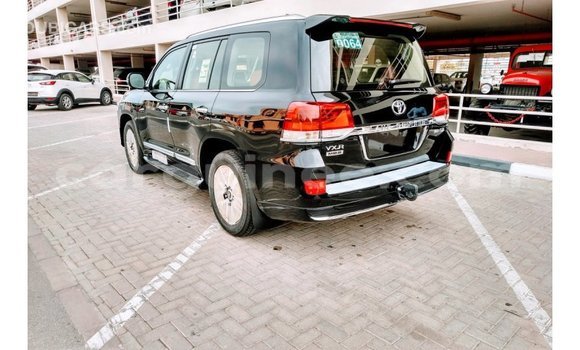 Buy Import Toyota Land Cruiser Black Car in Import - Dubai in Conakry Buy Import Toyota Land Cruiser Black Car in Import - Dubai in Conakry