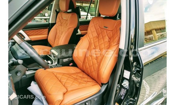 Buy Import Toyota Land Cruiser Black Car in Import - Dubai in Conakry Buy Import Toyota Land Cruiser Black Car in Import - Dubai in Conakry