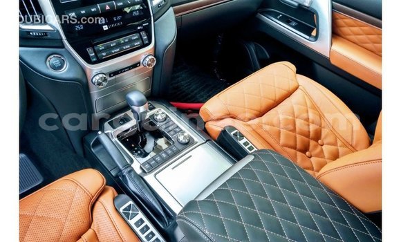Buy Import Toyota Land Cruiser Black Car in Import - Dubai in Conakry Buy Import Toyota Land Cruiser Black Car in Import - Dubai in Conakry
