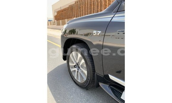 Buy Import Toyota Land Cruiser Black Car in Import - Dubai in Conakry Buy Import Toyota Land Cruiser Black Car in Import - Dubai in Conakry