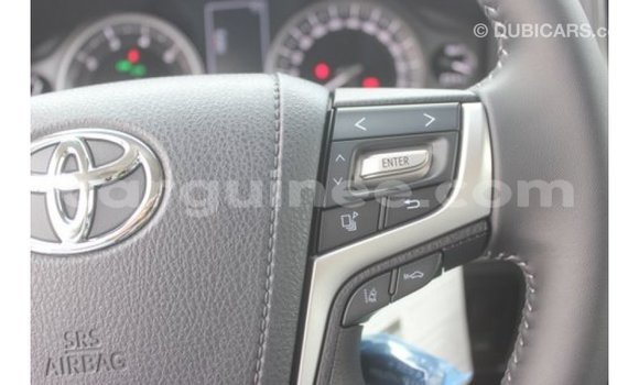 Buy Import Toyota Land Cruiser White Car in Import - Dubai in Conakry Buy Import Toyota Land Cruiser White Car in Import - Dubai in Conakry