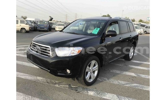 Acheter Import Voiture Toyota Highlander Noir à Import - Dubai, Conakry Acheter Import Voiture Toyota Highlander Noir à Import - Dubai, Conakry