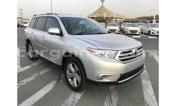 Acheter Import Voiture Toyota Highlander Autre à Import - Dubai, Conakry Acheter Import Voiture Toyota Highlander Autre à Import - Dubai, Conakry
