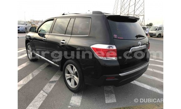 Acheter Import Voiture Toyota Highlander Noir à Import - Dubai, Conakry Acheter Import Voiture Toyota Highlander Noir à Import - Dubai, Conakry