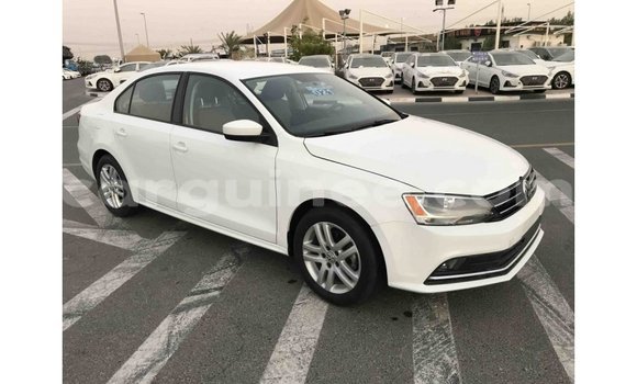 Acheter Import Voiture Volkswagen Jetta Blanc à Import - Dubai, Conakry Acheter Import Voiture Volkswagen Jetta Blanc à Import - Dubai, Conakry