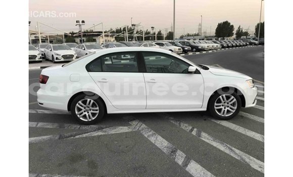 Acheter Import Voiture Volkswagen Jetta Blanc à Import - Dubai, Conakry Acheter Import Voiture Volkswagen Jetta Blanc à Import - Dubai, Conakry