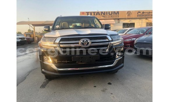 Buy Import Toyota Land Cruiser Black Car in Import - Dubai in Conakry Buy Import Toyota Land Cruiser Black Car in Import - Dubai in Conakry