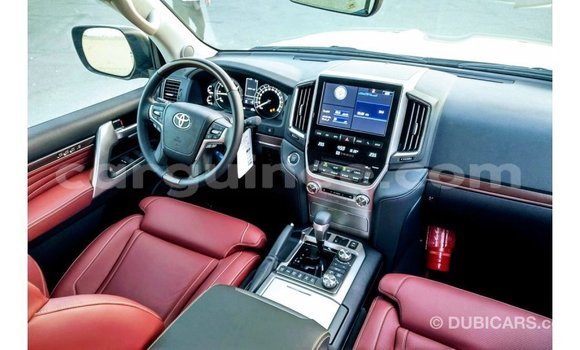 Buy Import Toyota Land Cruiser Black Car in Import - Dubai in Conakry Buy Import Toyota Land Cruiser Black Car in Import - Dubai in Conakry