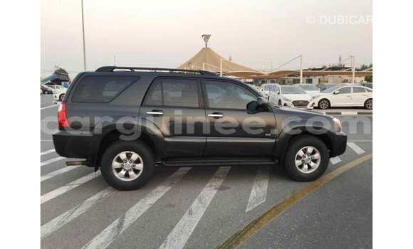 Acheter Import Voiture Toyota 4Runner Noir à Import - Dubai, Conakry Acheter Import Voiture Toyota 4Runner Noir à Import - Dubai, Conakry