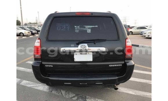 Acheter Import Voiture Toyota 4Runner Noir à Import - Dubai, Conakry Acheter Import Voiture Toyota 4Runner Noir à Import - Dubai, Conakry