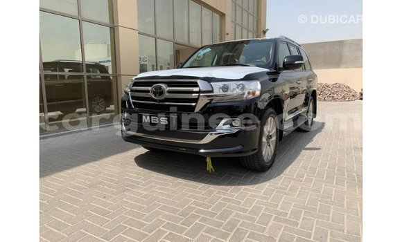 Acheter Import Voiture Toyota Land Cruiser Noir à Import - Dubai, Conakry Acheter Import Voiture Toyota Land Cruiser Noir à Import - Dubai, Conakry