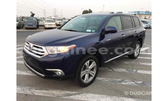 Acheter Import Voiture Toyota Highlander Bleu à Import - Dubai, Conakry Acheter Import Voiture Toyota Highlander Bleu à Import - Dubai, Conakry