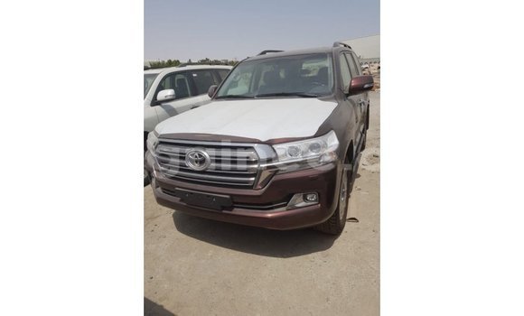Acheter Import Voiture Toyota Land Cruiser Marron à Import - Dubai, Conakry Acheter Import Voiture Toyota Land Cruiser Marron à Import - Dubai, Conakry