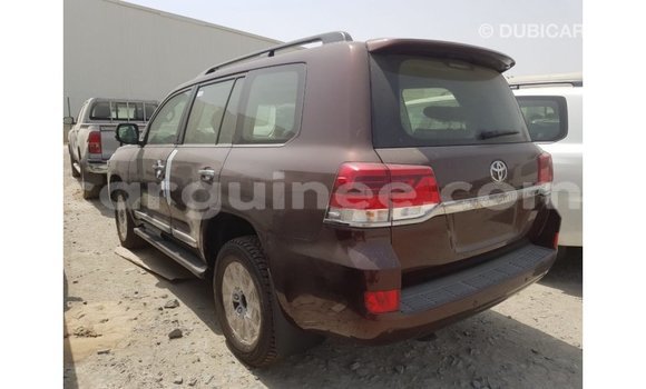 Acheter Import Voiture Toyota Land Cruiser Marron à Import - Dubai, Conakry Acheter Import Voiture Toyota Land Cruiser Marron à Import - Dubai, Conakry