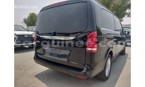 Buy Import Mercedes-Benz 250 Black Car in Import - Dubai in Conakry Buy Import Mercedes-Benz 250 Black Car in Import - Dubai in Conakry