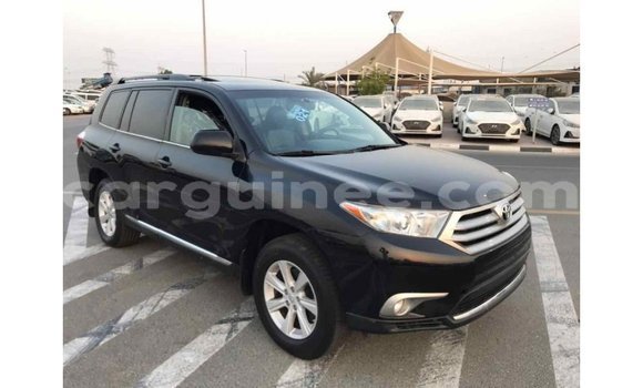 Acheter Import Voiture Toyota Highlander Noir à Import - Dubai, Conakry Acheter Import Voiture Toyota Highlander Noir à Import - Dubai, Conakry