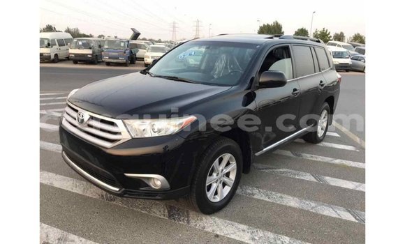 Acheter Import Voiture Toyota Highlander Noir à Import - Dubai, Conakry Acheter Import Voiture Toyota Highlander Noir à Import - Dubai, Conakry
