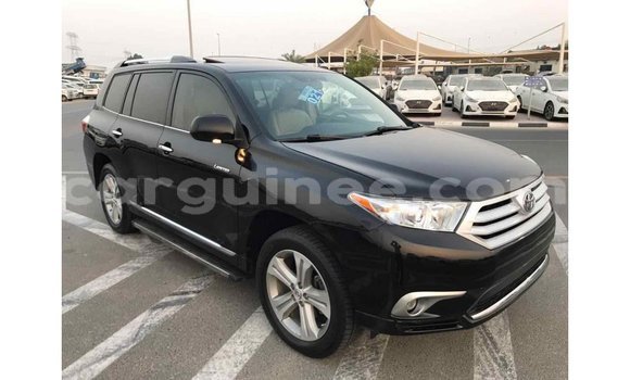 Acheter Import Voiture Toyota Highlander Noir à Import - Dubai, Conakry Acheter Import Voiture Toyota Highlander Noir à Import - Dubai, Conakry