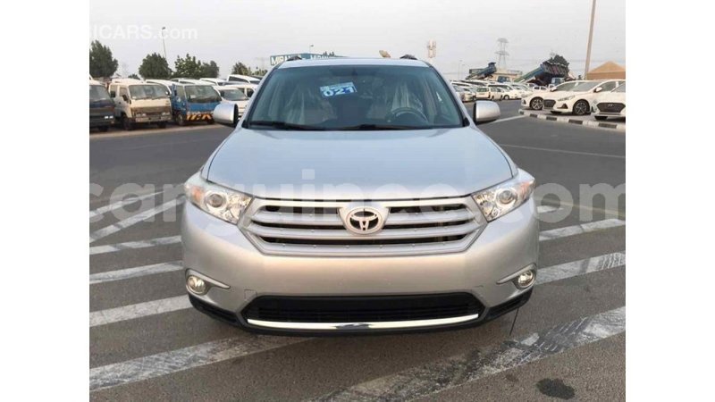 Big with watermark toyota highlander conakry import dubai 3562