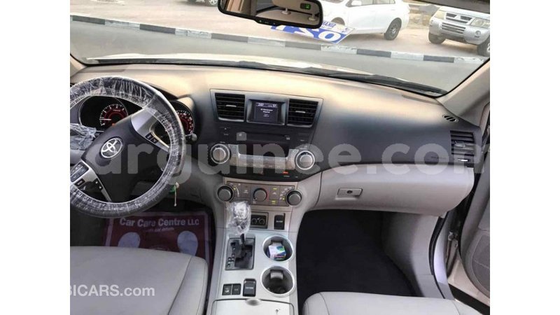 Big with watermark toyota highlander conakry import dubai 3562