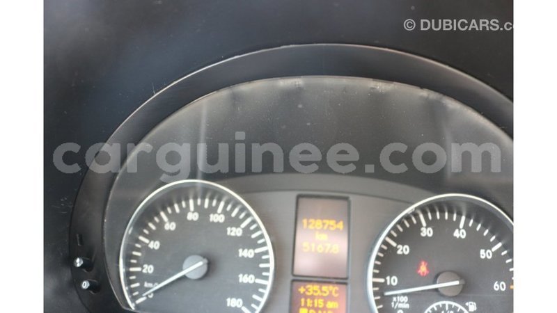 Big with watermark mercedes benz 190 conakry import dubai 3565