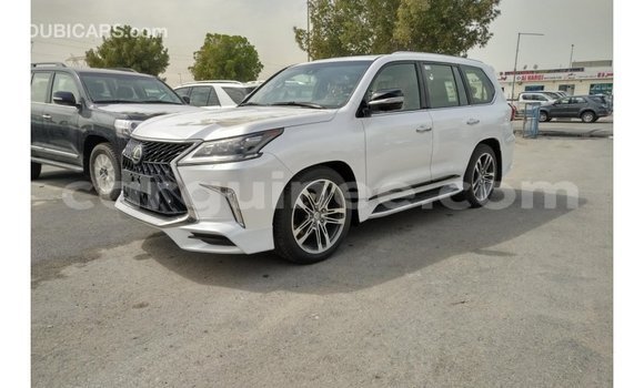 Buy Import Lexus LX White Car in Import - Dubai in Conakry Buy Import Lexus LX White Car in Import - Dubai in Conakry
