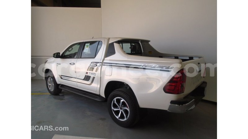 Big with watermark toyota hilux conakry import dubai 3567