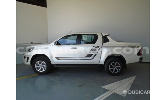 Buy Import Toyota Hilux White Car in Import - Dubai in Conakry Buy Import Toyota Hilux White Car in Import - Dubai in Conakry
