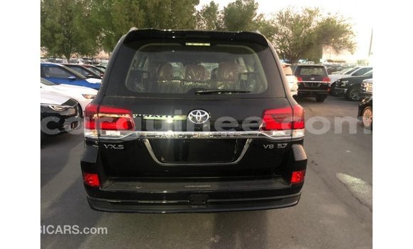 Buy Import Toyota Land Cruiser Black Car in Import - Dubai in Conakry Buy Import Toyota Land Cruiser Black Car in Import - Dubai in Conakry