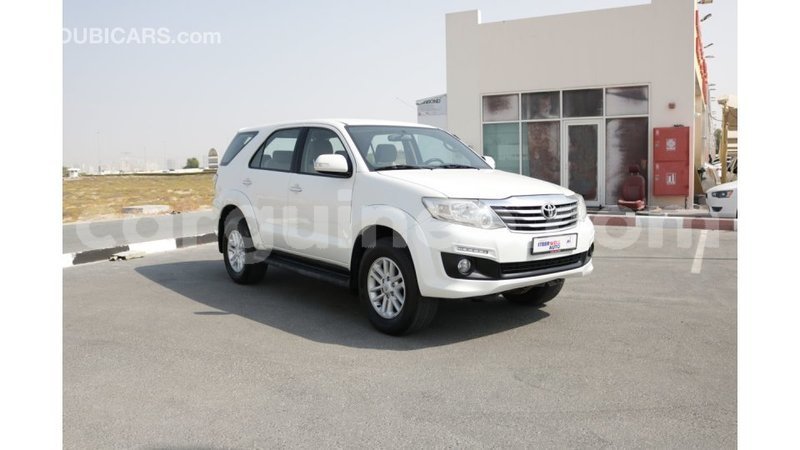 Big with watermark toyota fortuner conakry import dubai 3577