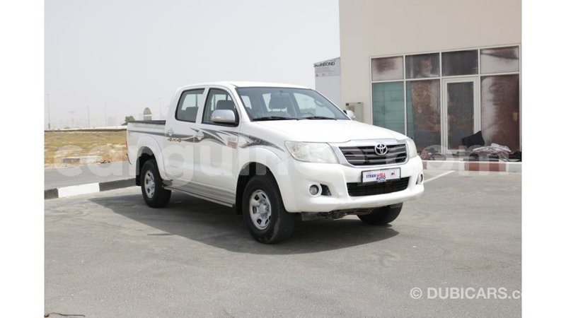 Big with watermark toyota hilux conakry import dubai 3578