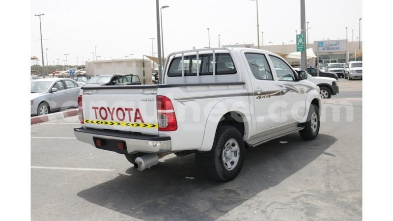 Big with watermark toyota hilux conakry import dubai 3578