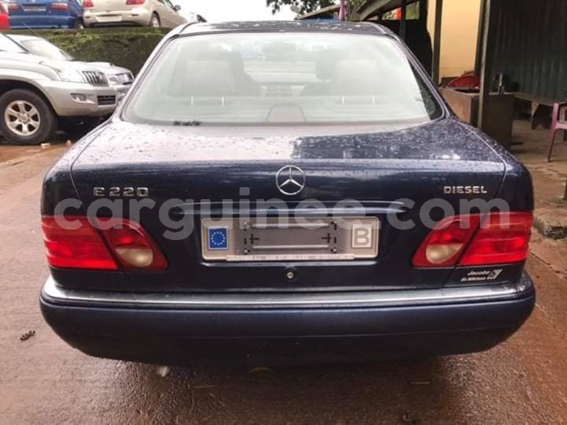 Big with watermark mercedes benz e%e2%80%93class conakry conakry 3594