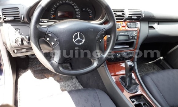 Buy Used Mercedes-Benz C–Class Blue Car in Conakry in Conakry Buy Used Mercedes-Benz C–Class Blue Car in Conakry in Conakry