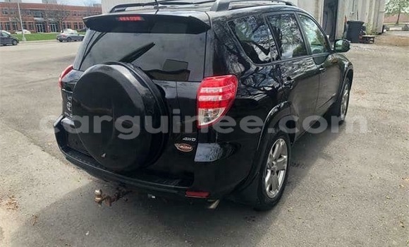 Acheter Occasion Voiture Toyota RAV4 Noir à Conakry, Conakry Acheter Occasion Voiture Toyota RAV4 Noir à Conakry, Conakry