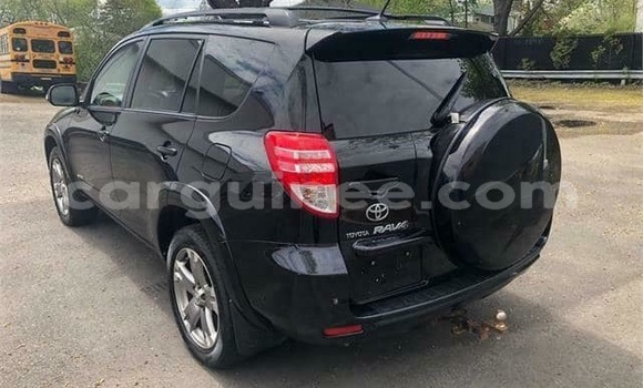 Acheter Occasion Voiture Toyota RAV4 Noir à Conakry, Conakry Acheter Occasion Voiture Toyota RAV4 Noir à Conakry, Conakry