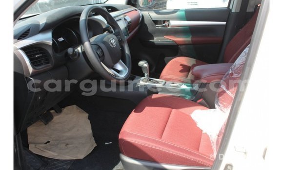 Buy Import Toyota Hilux White Car in Import - Dubai in Conakry Buy Import Toyota Hilux White Car in Import - Dubai in Conakry
