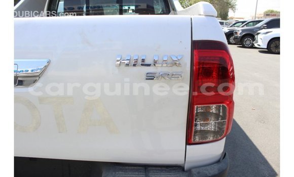 Buy Import Toyota Hilux White Car in Import - Dubai in Conakry Buy Import Toyota Hilux White Car in Import - Dubai in Conakry