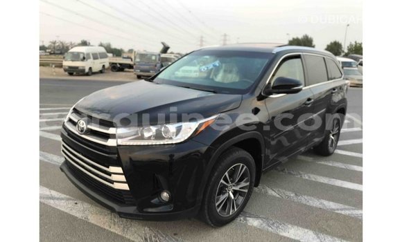 Acheter Import Voiture Toyota Highlander Noir à Import - Dubai, Conakry Acheter Import Voiture Toyota Highlander Noir à Import - Dubai, Conakry