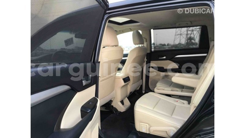 Big with watermark toyota highlander conakry import dubai 3640