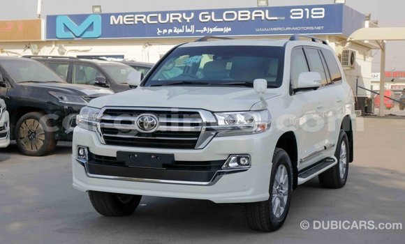 Buy Import Toyota Land Cruiser White Car in Import - Dubai in Conakry Buy Import Toyota Land Cruiser White Car in Import - Dubai in Conakry